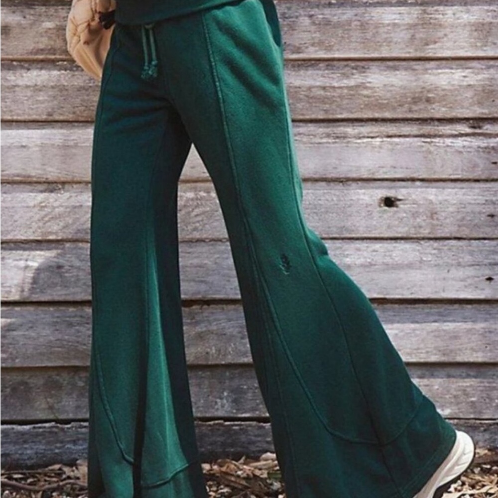 Free People Wanderlust Flare Sweatpants Deep Green Size Medium